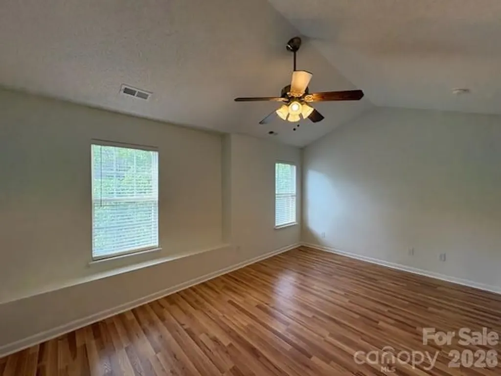 10049 University Park Lane Charlotte NC 28213
