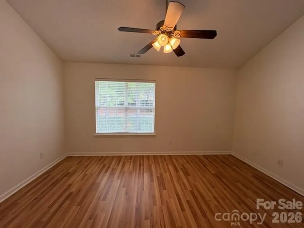 10049 University Park Lane Charlotte NC 28213
