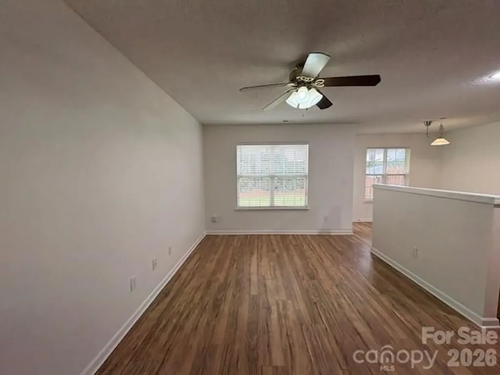 10049 University Park Lane Charlotte NC 28213