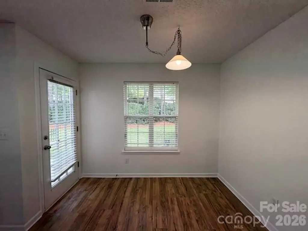 10049 University Park Lane Charlotte NC 28213