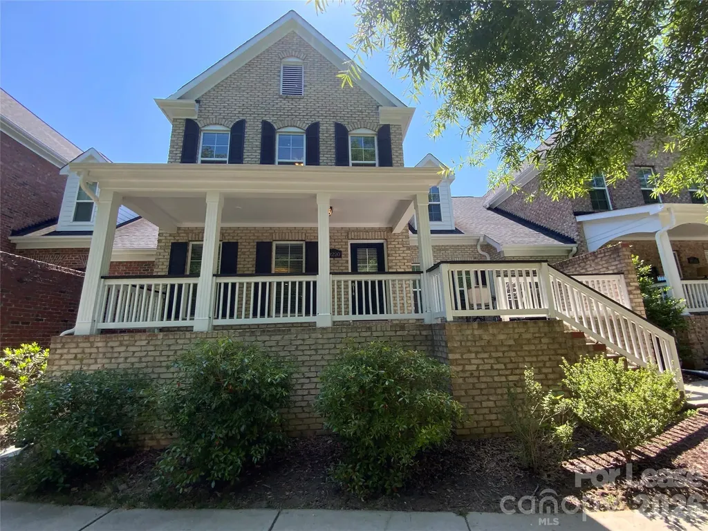 10220 Vanguard Parkway Huntersville NC 28078