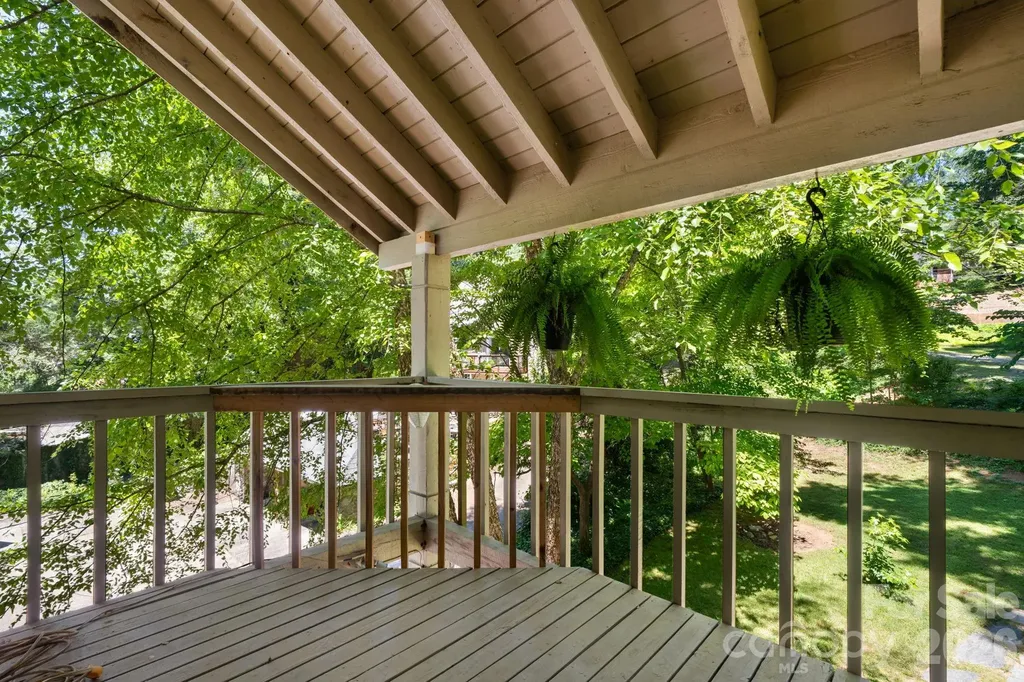 705 West Union Street Morganton NC 28655