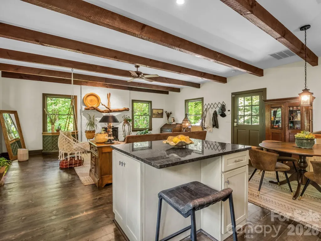 9390 East Fork Road Brevard NC 28712