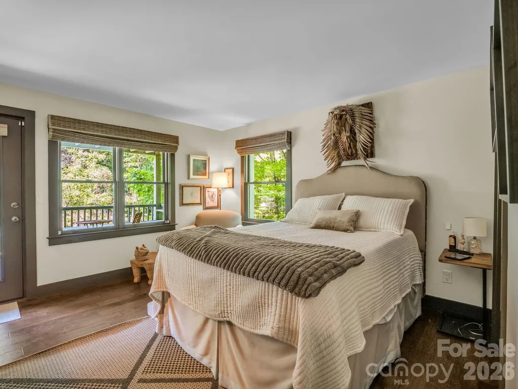 9390 East Fork Road Brevard NC 28712