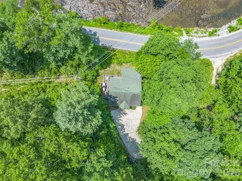 9390 East Fork Road Brevard NC 28712