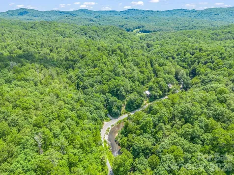 9390 East Fork Road Brevard NC 28712