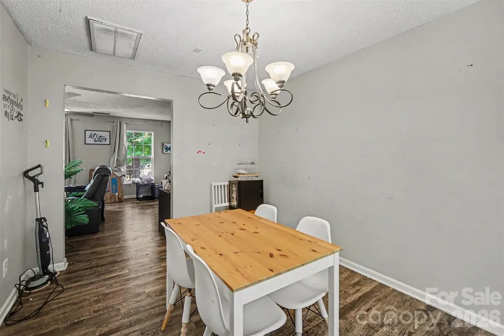 1529 Galesburg Street Charlotte NC 28216