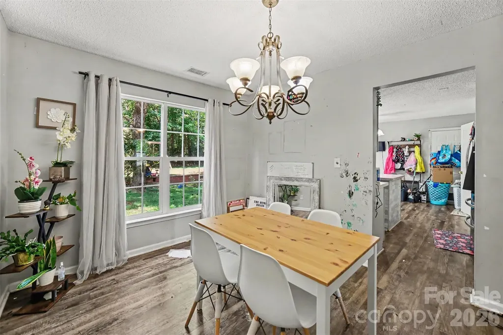 1529 Galesburg Street Charlotte NC 28216