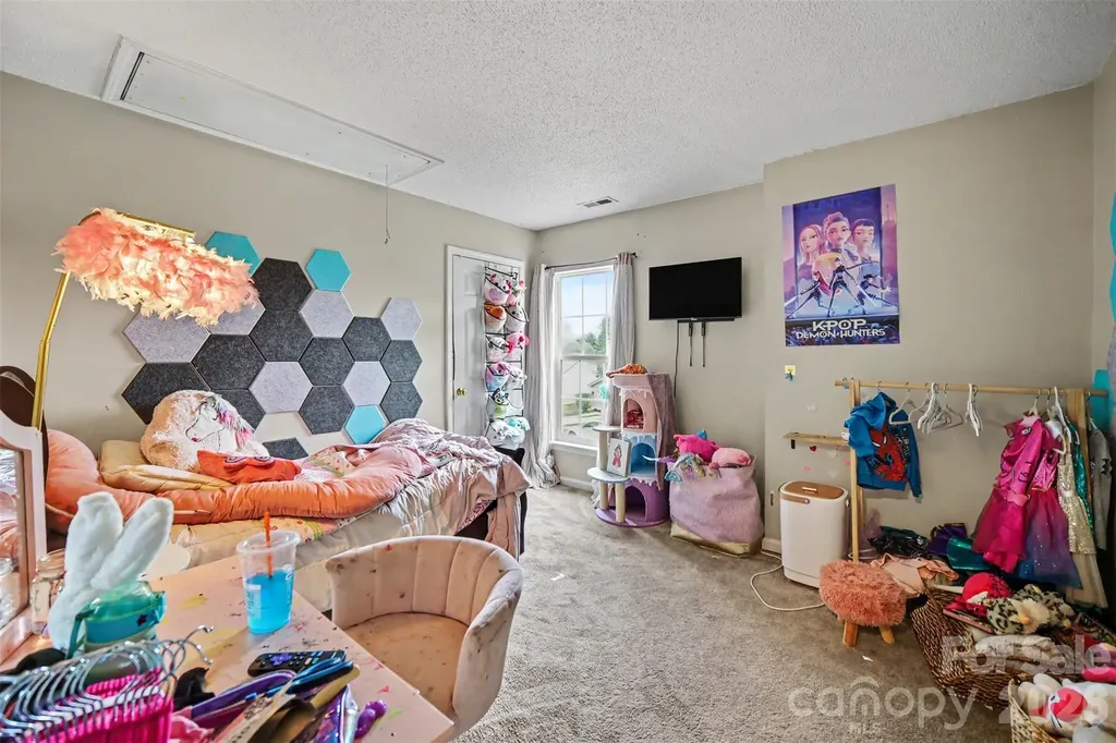 1529 Galesburg Street Charlotte NC 28216
