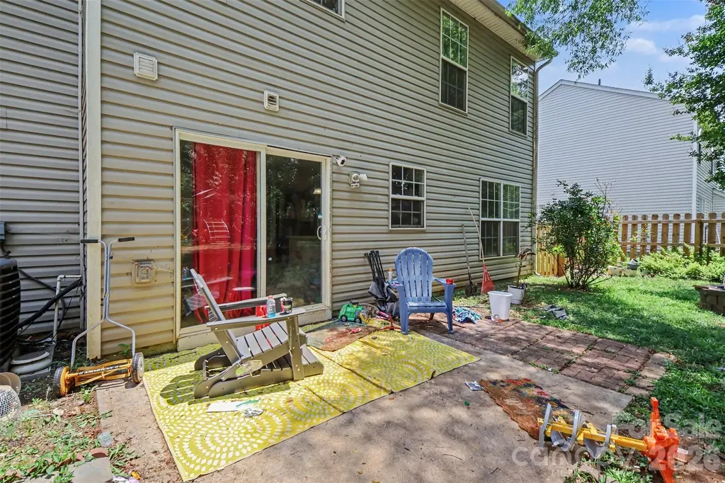 1529 Galesburg Street Charlotte NC 28216