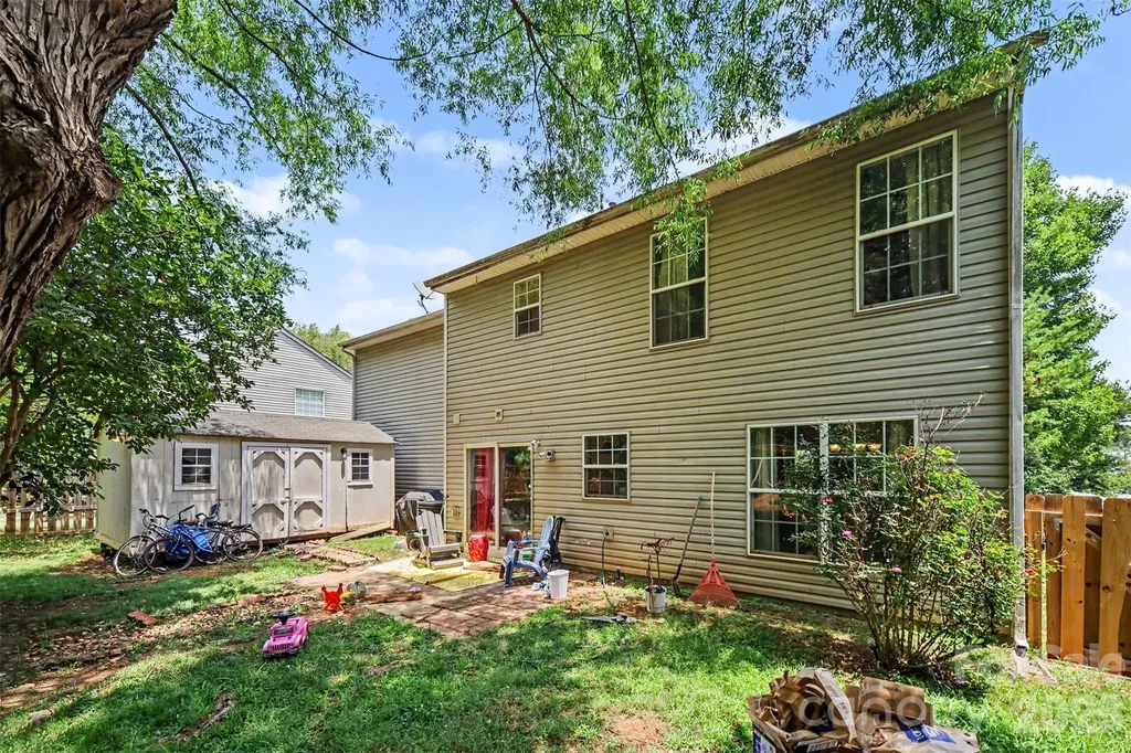 1529 Galesburg Street Charlotte NC 28216