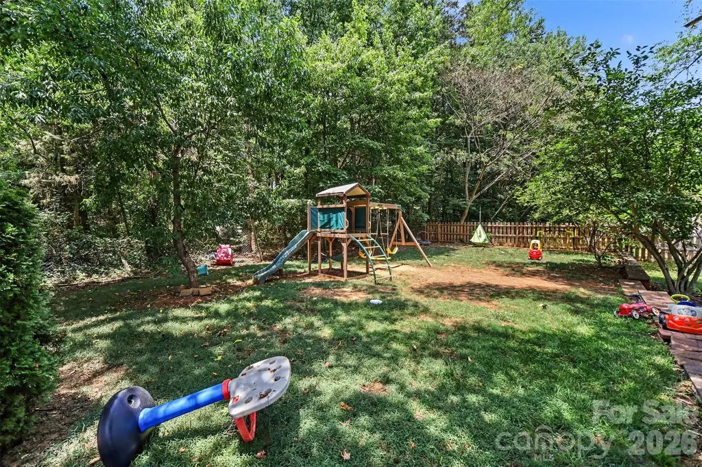 1529 Galesburg Street Charlotte NC 28216