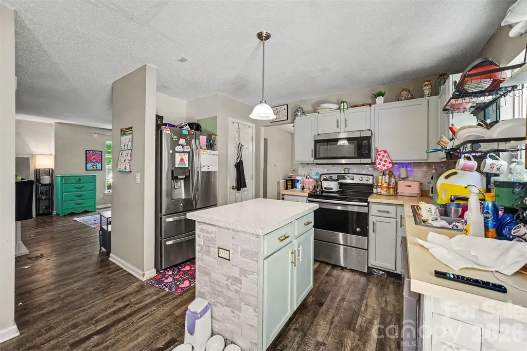 1529 Galesburg Street Charlotte NC 28216