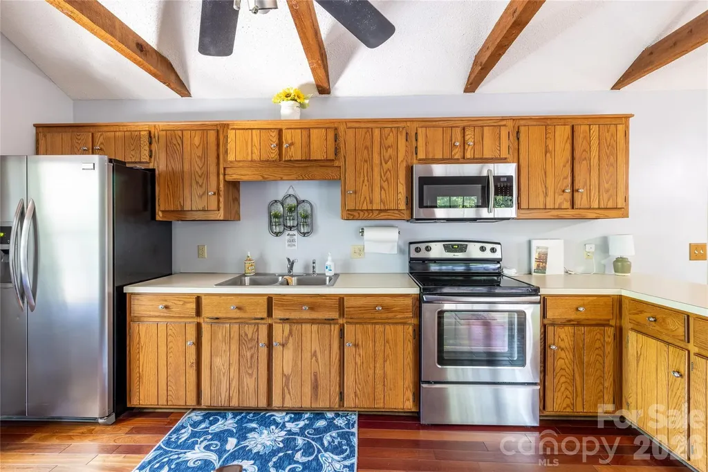 281 Jubal Reeves Circle Mount Gilead NC 27306