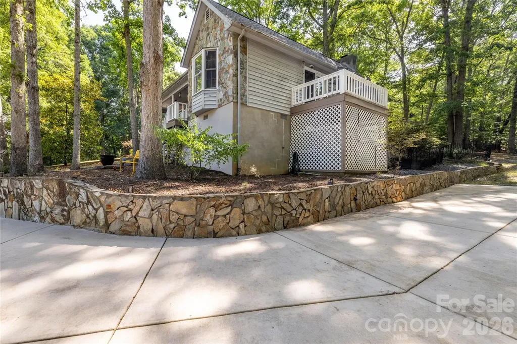 281 Jubal Reeves Circle Mount Gilead NC 27306