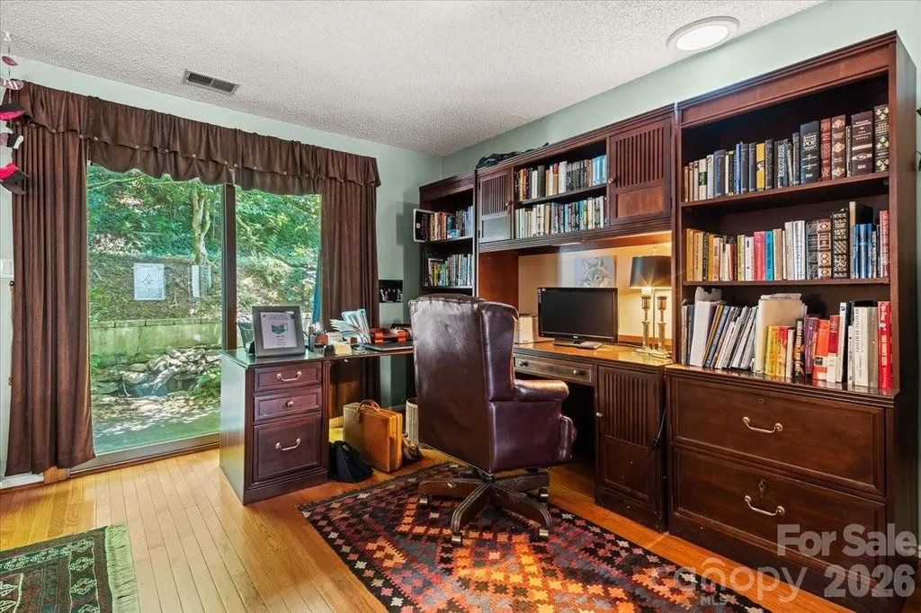 39 Wildwood Avenue Asheville NC 28804
