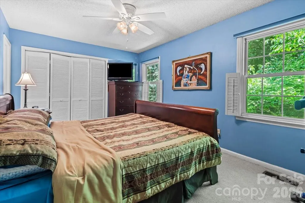 39 Wildwood Avenue Asheville NC 28804