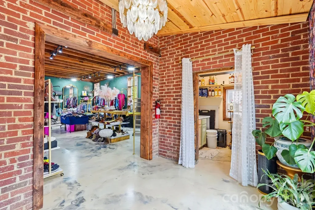 106 N Main Street Granite Quarry NC 28144