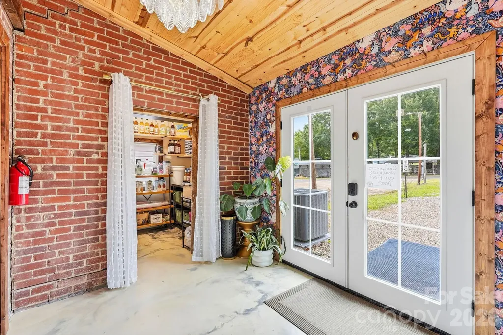 106 N Main Street Granite Quarry NC 28144