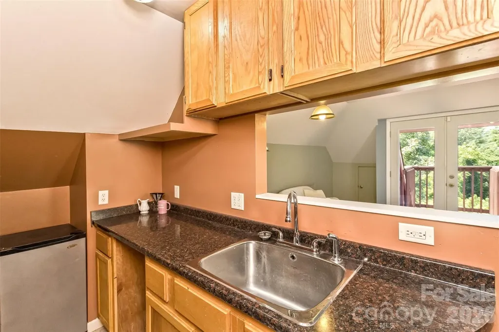 15 Village Green Drive Alexander NC 28701