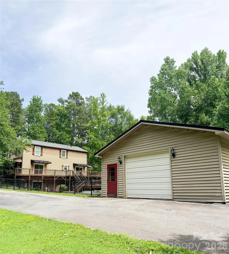 239 Hawks Prey Drive Mooresville NC 28115