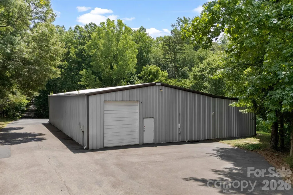 239 Hawks Prey Drive Mooresville NC 28115