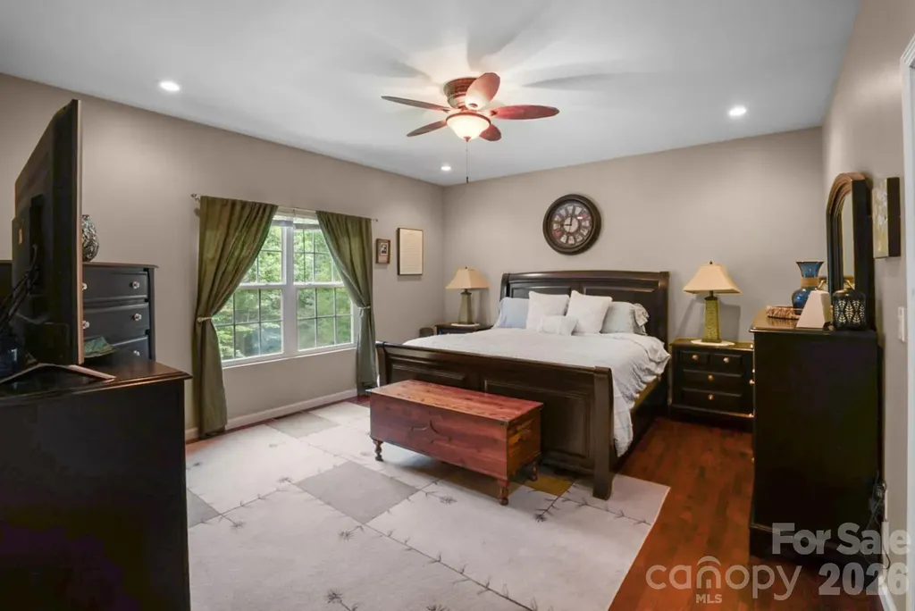 90 King Road Weaverville NC 28787