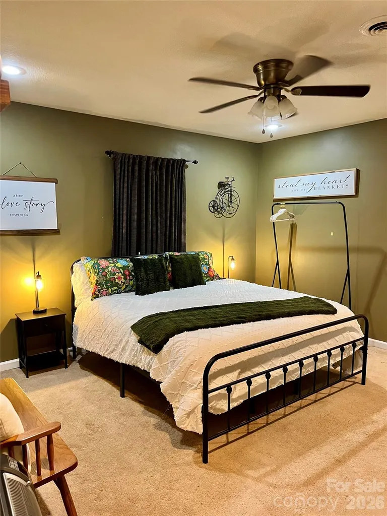 90 King Road Weaverville NC 28787