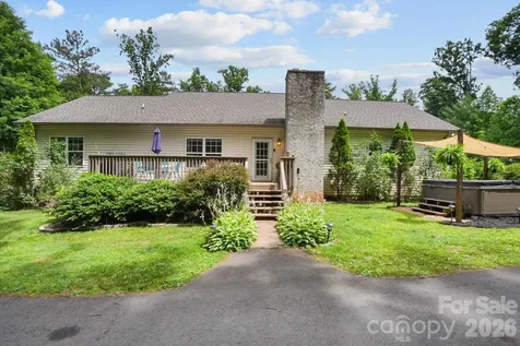 90 King Road Weaverville NC 28787