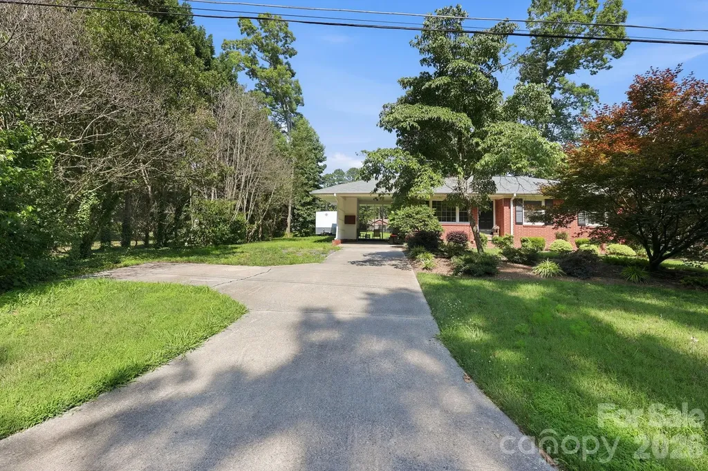 135 Cantiberry Drive Salisbury NC 28146