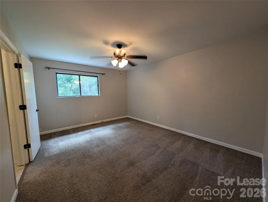 9111 Sharonbrook Drive Charlotte NC 28210