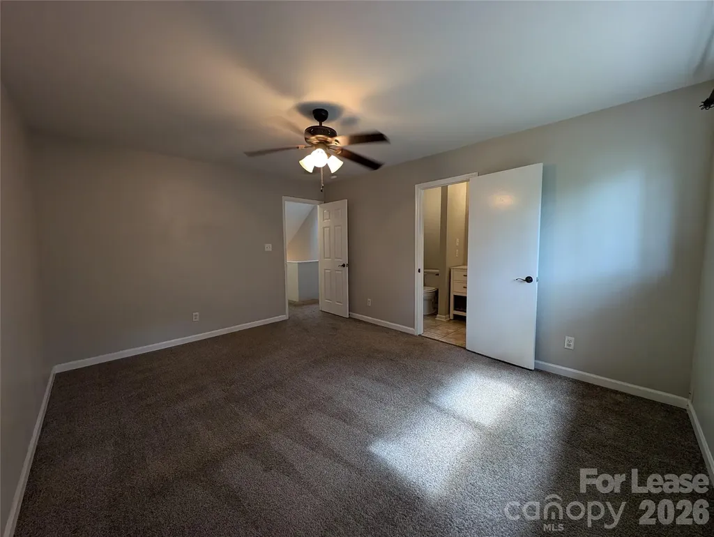 9111 Sharonbrook Drive Charlotte NC 28210