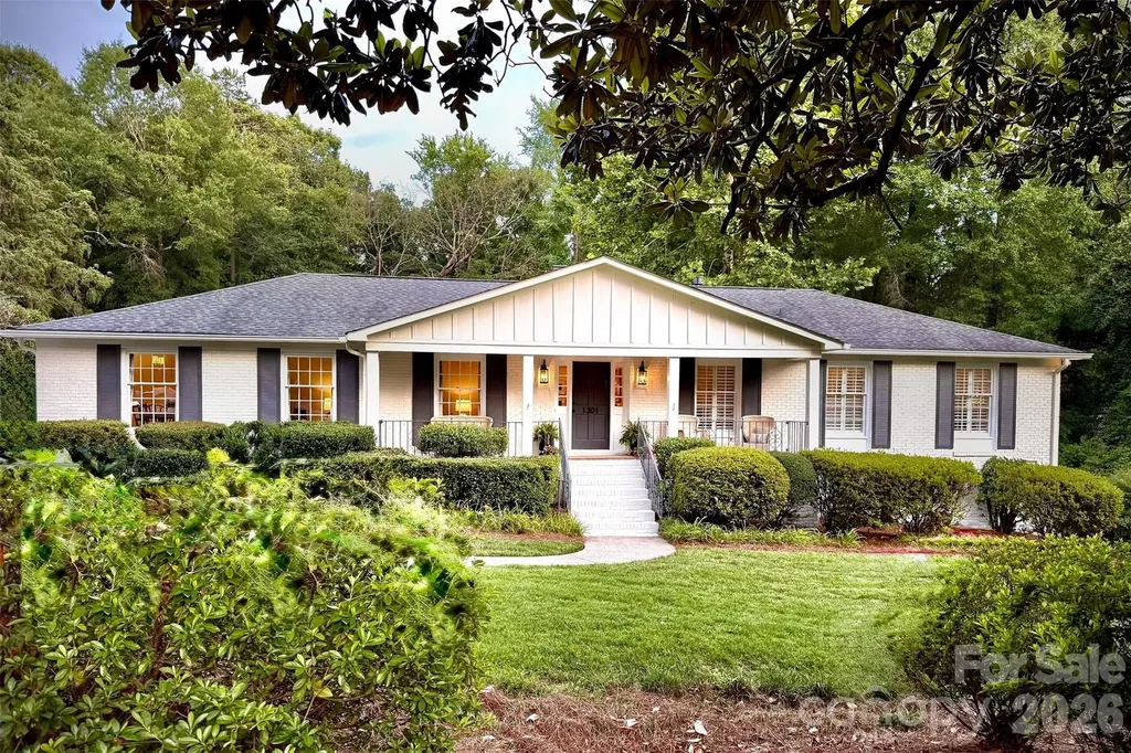 1301 E Barden Road Charlotte NC 28226