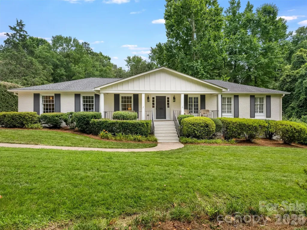 1301 E Barden Road Charlotte NC 28226