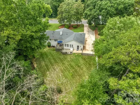 1301 E Barden Road Charlotte NC 28226