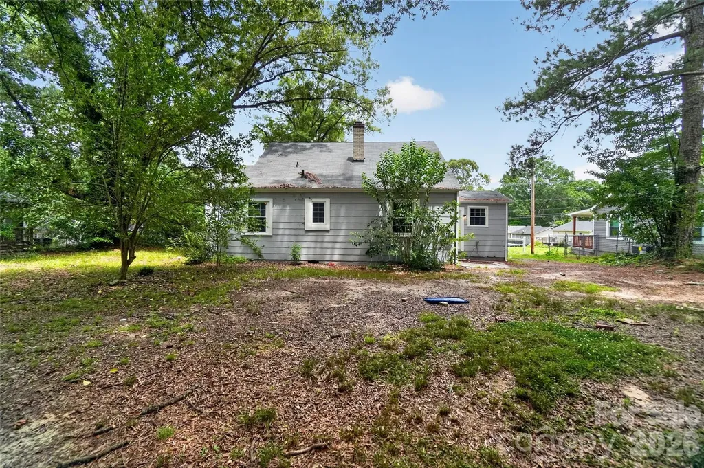405 N Ransom Street Gastonia NC 28052