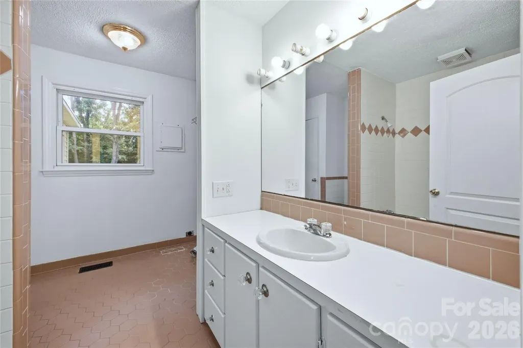 325 Grover Moore Place Indian Trail NC 28079