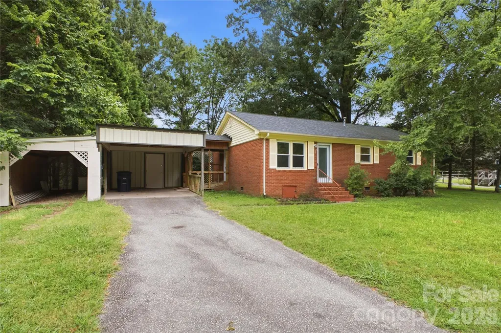 325 Grover Moore Place Indian Trail NC 28079
