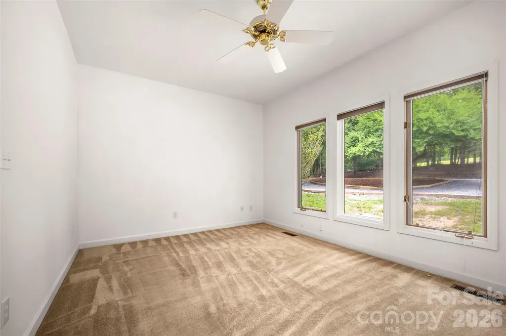 441 Lower Ridgeview Road Columbus NC 28722