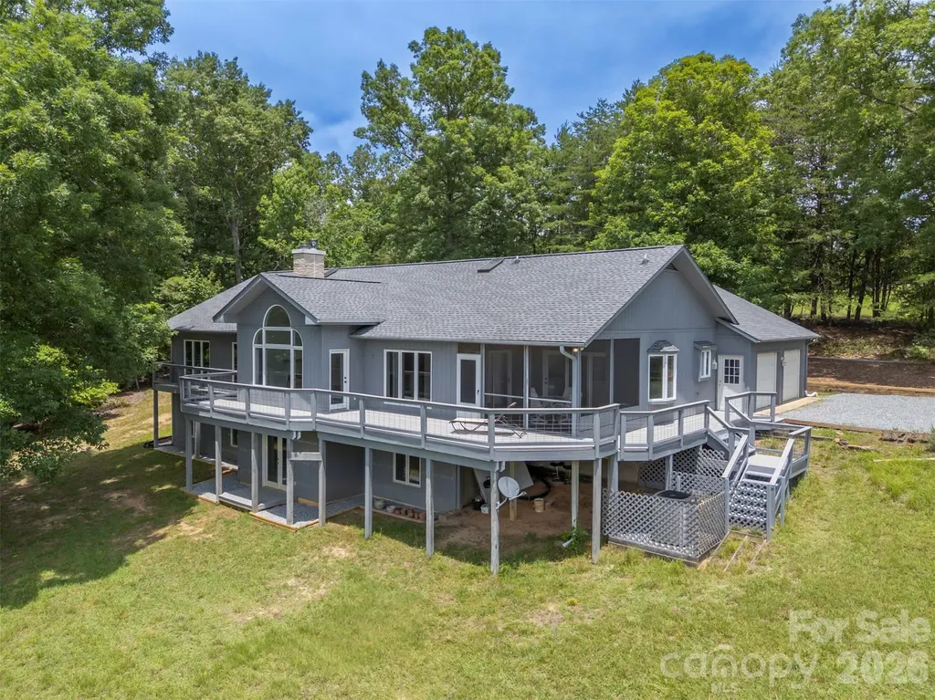 441 Lower Ridgeview Road Columbus NC 28722