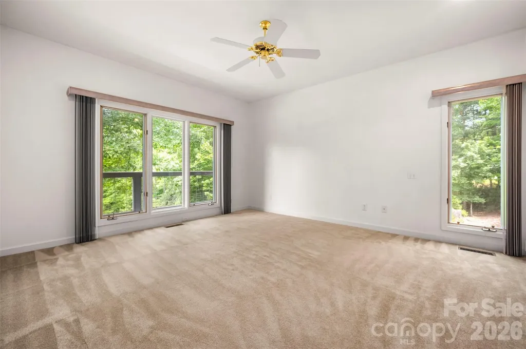 441 Lower Ridgeview Road Columbus NC 28722