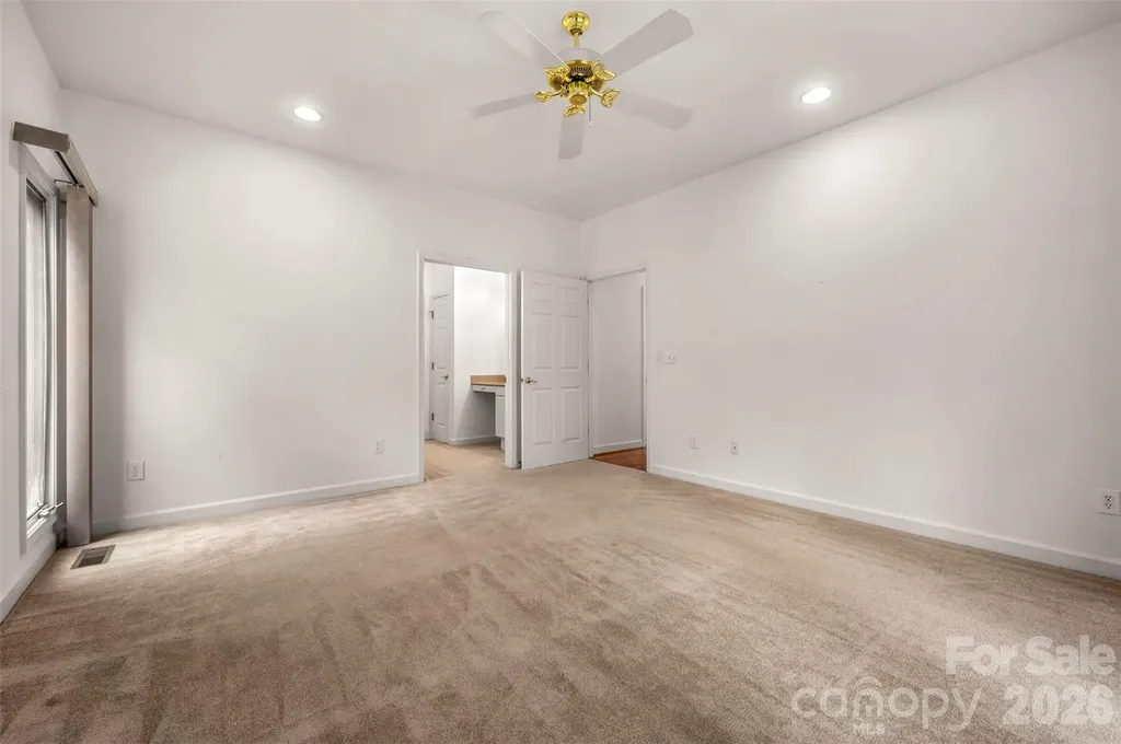 441 Lower Ridgeview Road Columbus NC 28722
