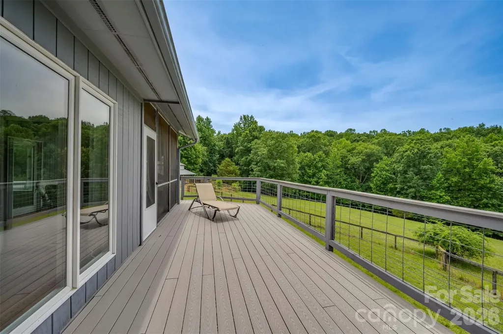 441 Lower Ridgeview Road Columbus NC 28722