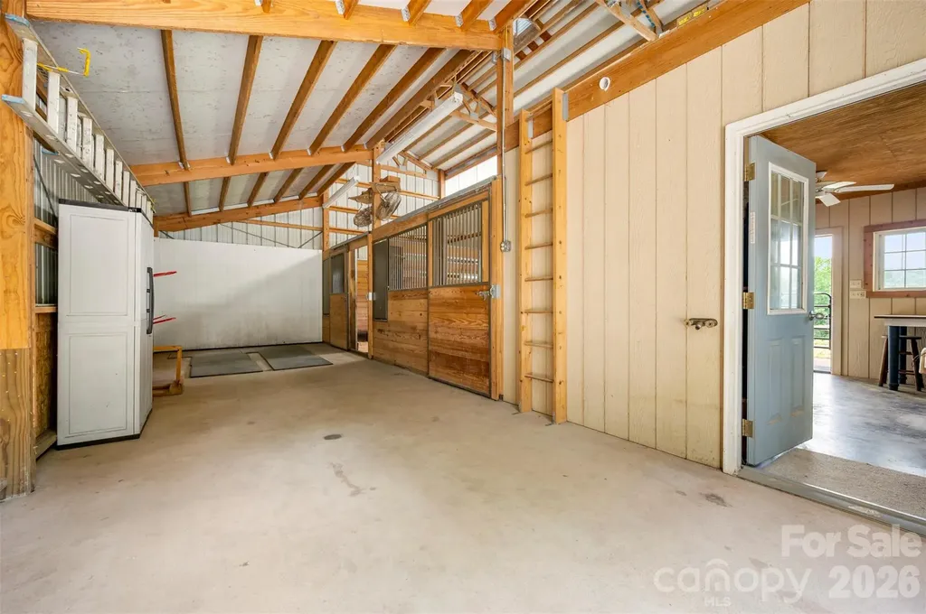 441 Lower Ridgeview Road Columbus NC 28722