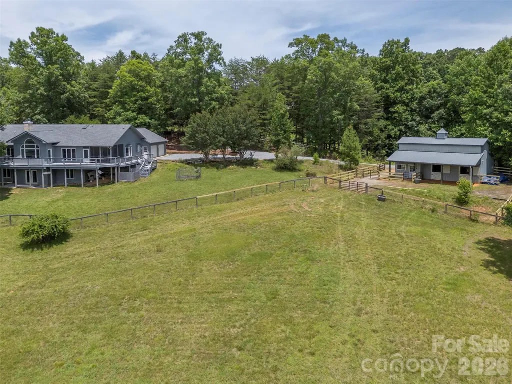 441 Lower Ridgeview Road Columbus NC 28722