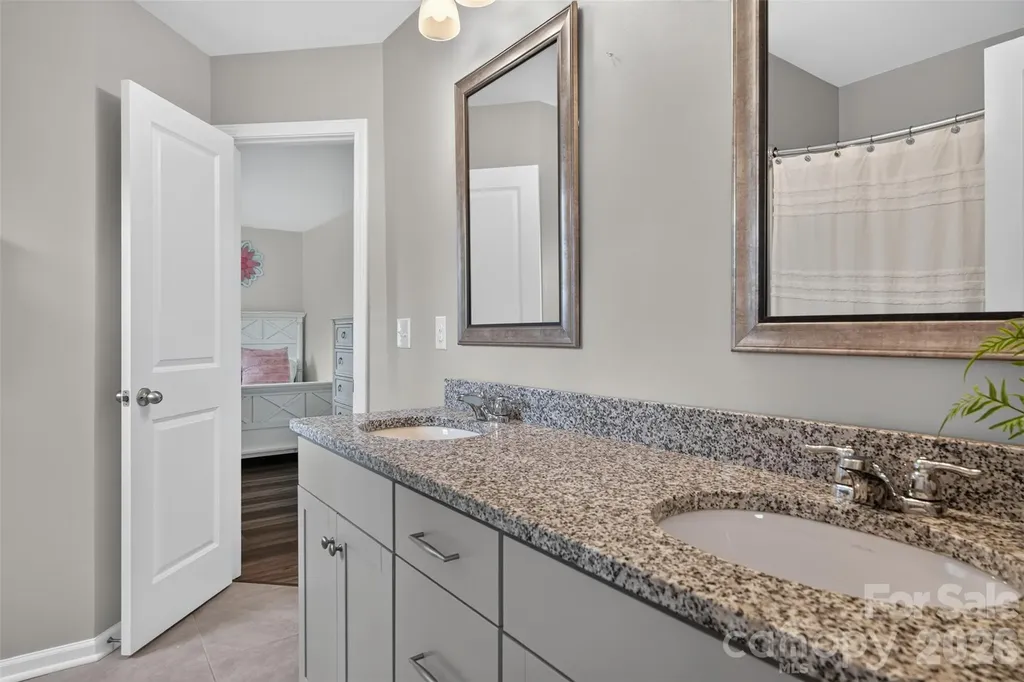 3009 Lydney Circle Waxhaw NC 28173