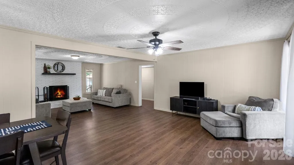 5374 N Nc 150 Highway Lincolnton NC 28092
