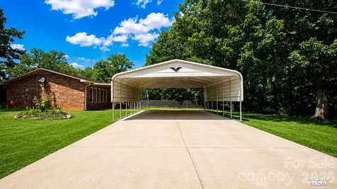 5374 N Nc 150 Highway Lincolnton NC 28092