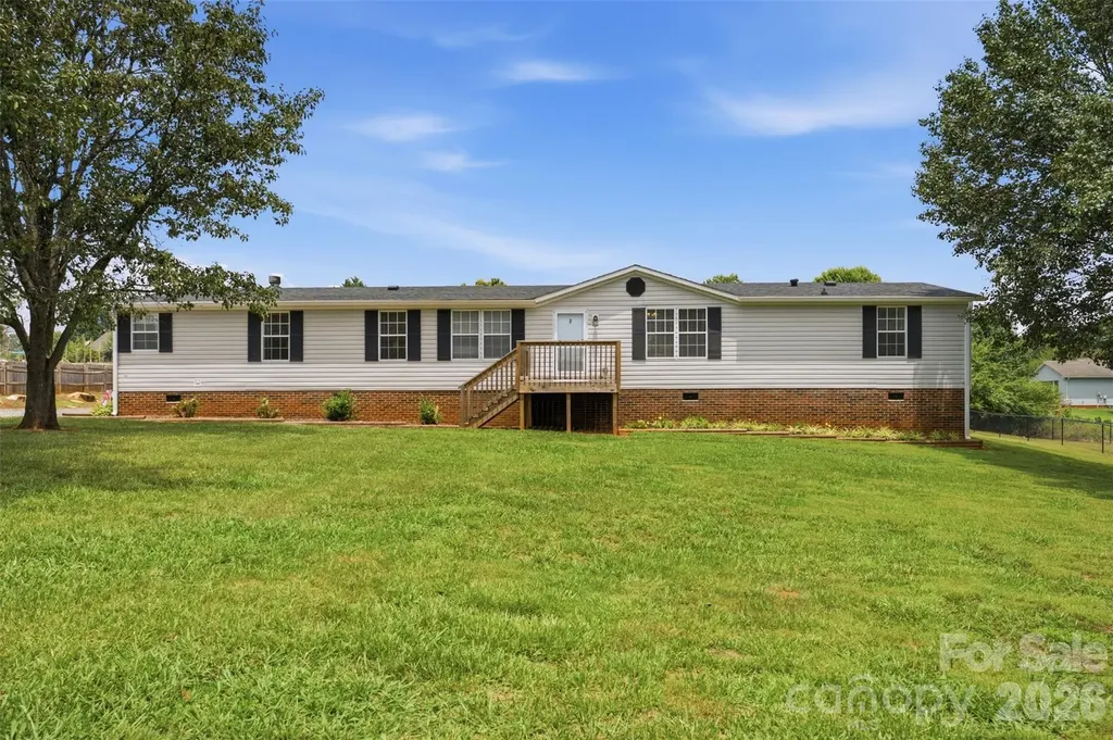 3642 Strollaway Lane Claremont NC 28610