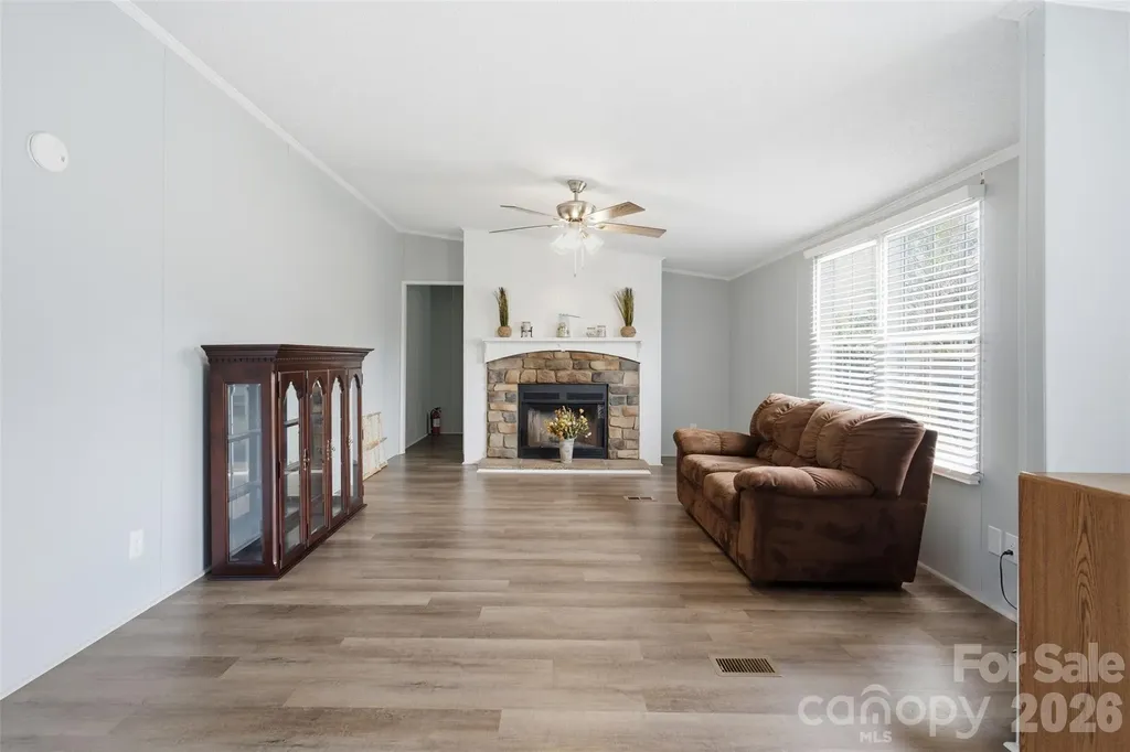 3642 Strollaway Lane Claremont NC 28610